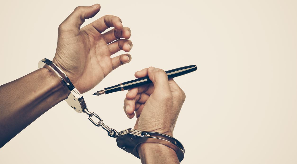 Η κοινωνία των πολιτών φιμώνεται, σύμφωνα με τη Διεθνή Αμνηστία