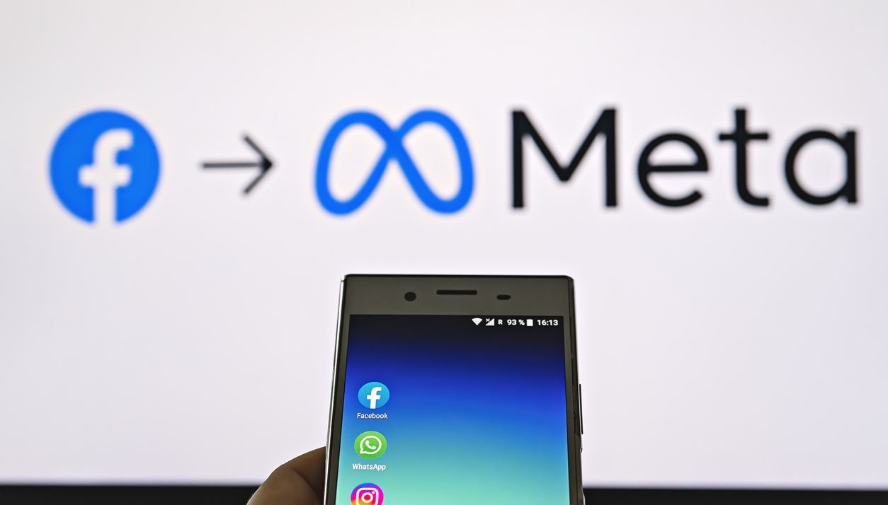 Η Meta έπαθε Twitter και μάλλον ετοιμάζει απολύσεις