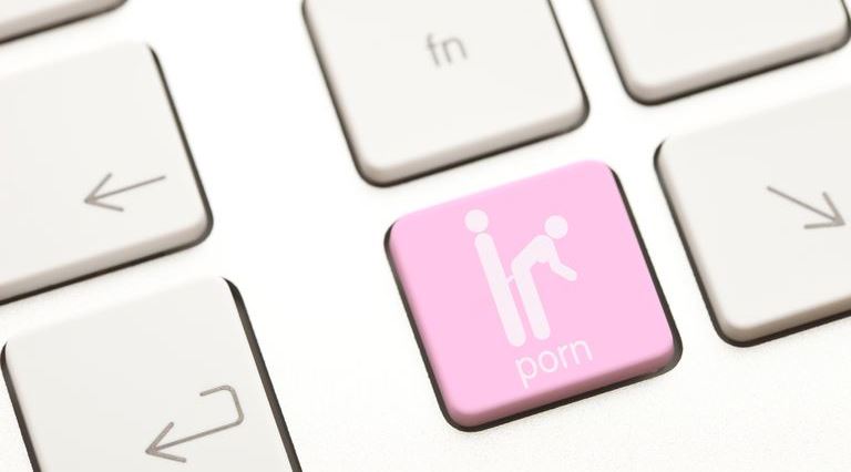 Το Pornhub στο πλευρό των αποκλεισμένων Ιταλών