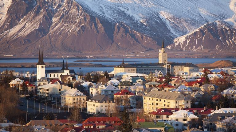 Οι 6 ευρωπαϊκές χώρες όπου κερδίζεις 5.000 ευρώ τον μήνα