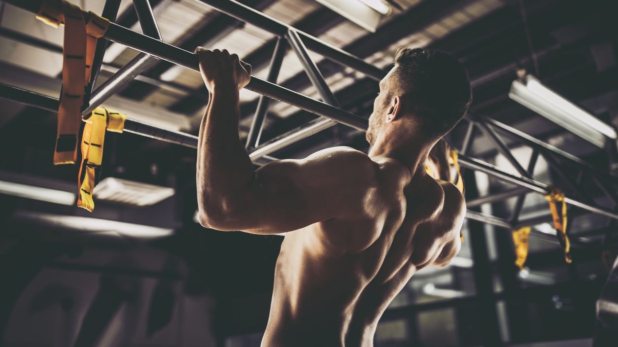 5 ασκήσεις που θα 'φτιάξουν' την πλάτη σου