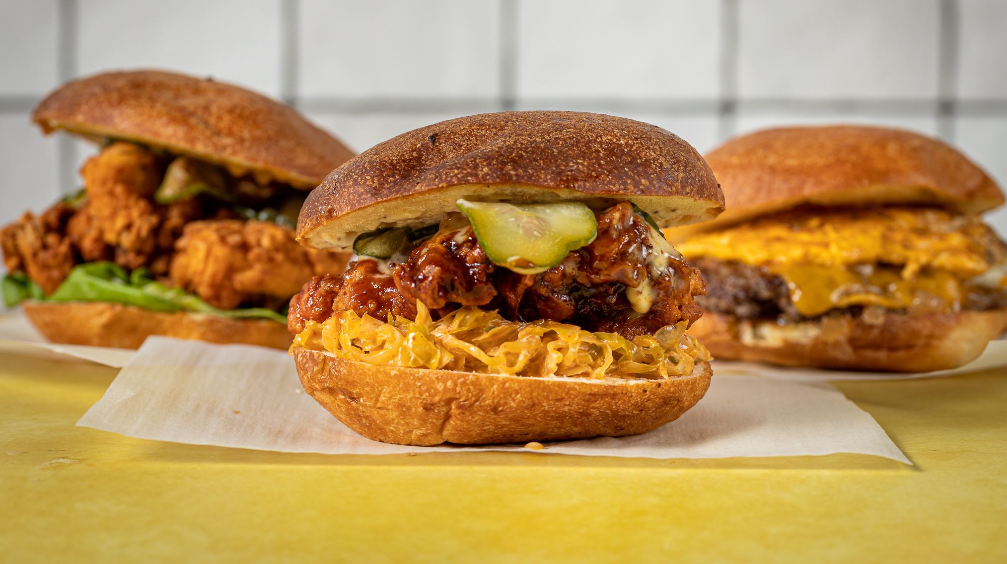 Στο Κολωνάκι για ένα από τα καλύτερα burgers της Αθήνας