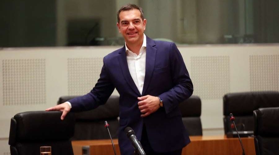 Στον ΣΥΡΙΖΑ ψάχνουν μέρες τον Αλέξη Τσίπρα, κι εκείνος εμφανίστηκε στο OAKA για τον Παναθηναϊκό