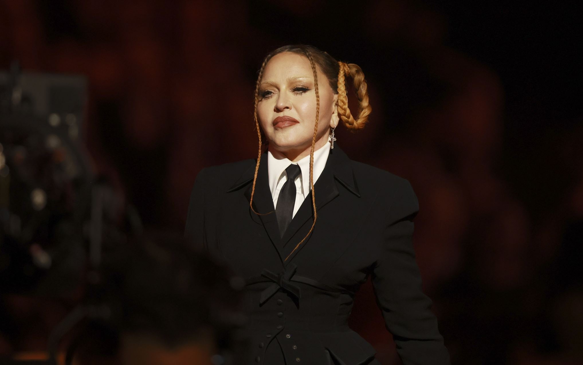 Στην εντατική νοσηλεύεται η Madonna