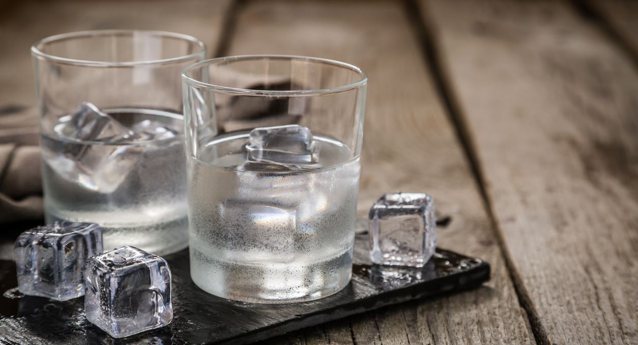 Πότε θα σταματήσει το εμπάργκο των bartenders στη βότκα;