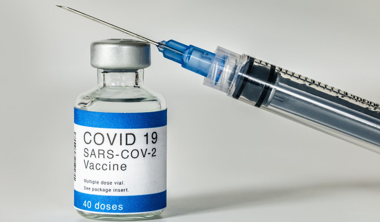 Η δεύτερη δόση του εμβολίου ίσως έχει παρενέργειες