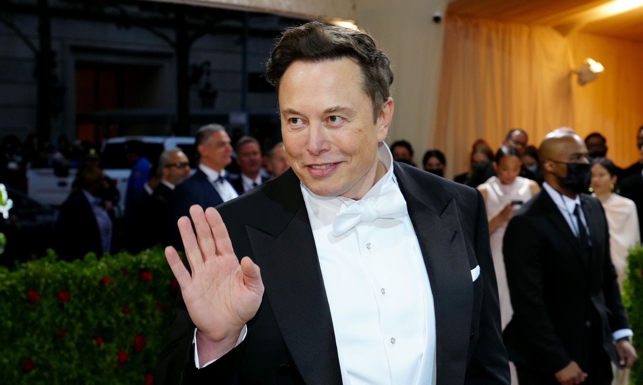 Γιατί ο Elon Musk πούλησε μετοχές Tesla αξίας 7 δισ. δολαρίων;