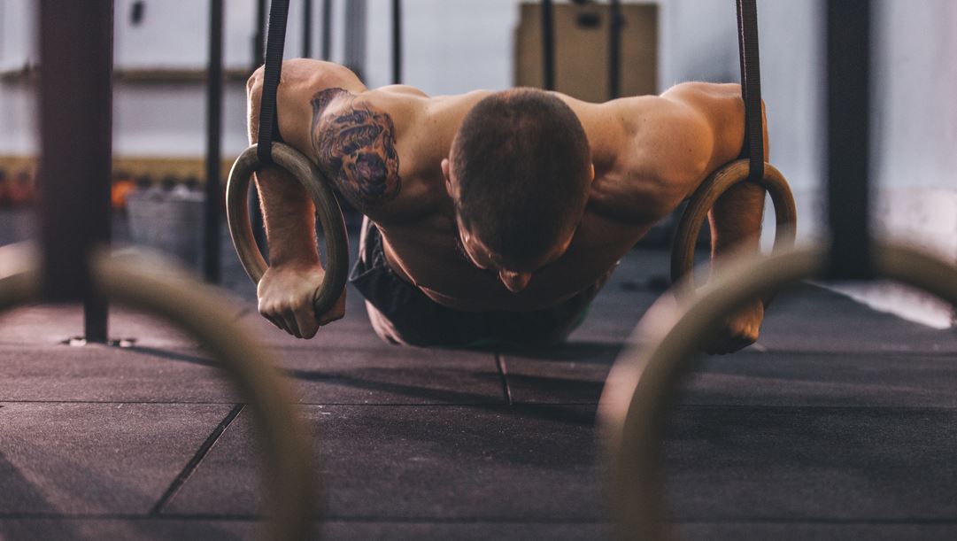 Οι under the radar ασκήσεις για ώμους, πυρήνα και γράμμωση