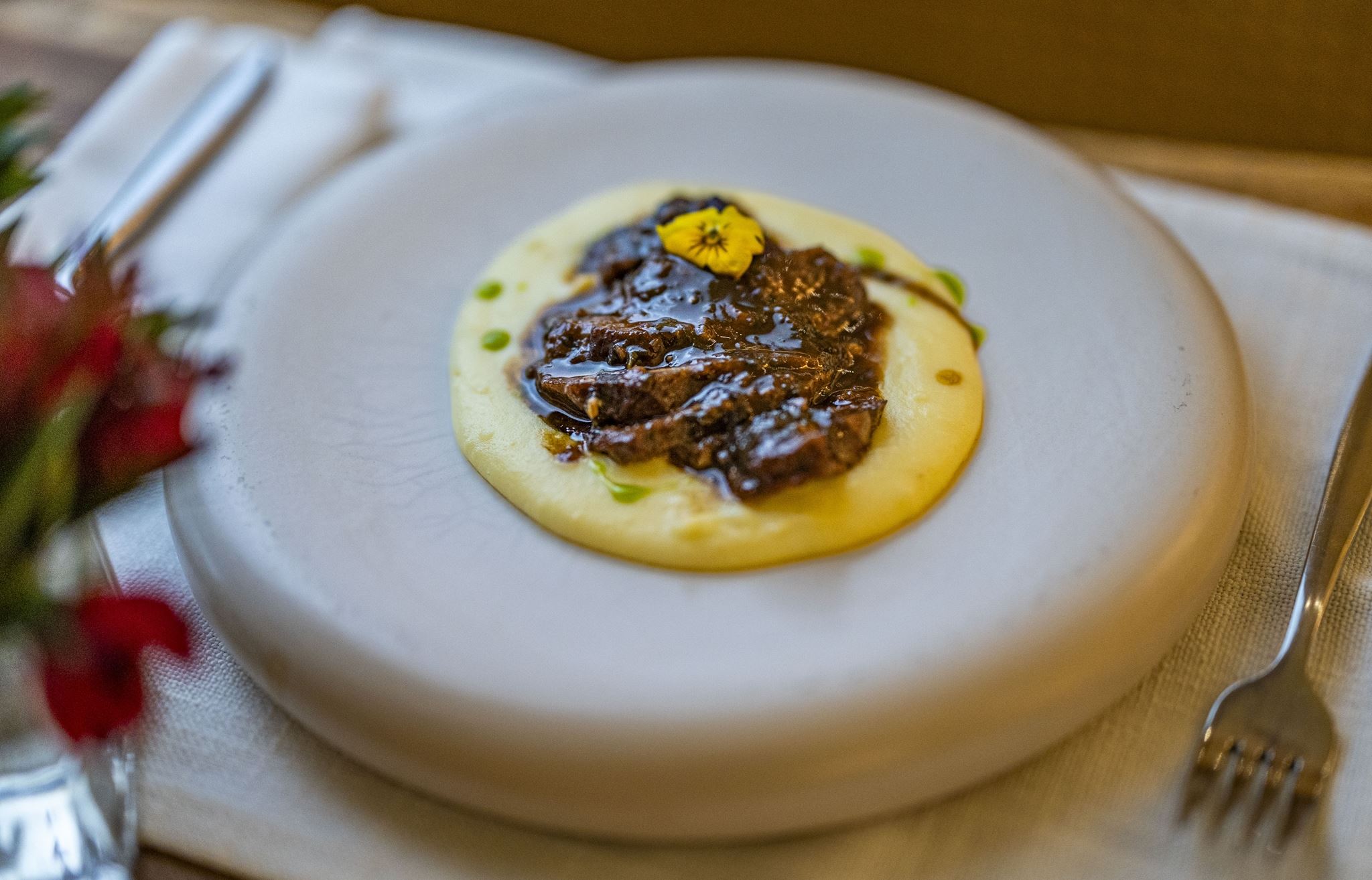 Mουσακάς καραβίδας και σοφρίτο για Όσκαρ στην Αθηναϊκή Ριβιέρα