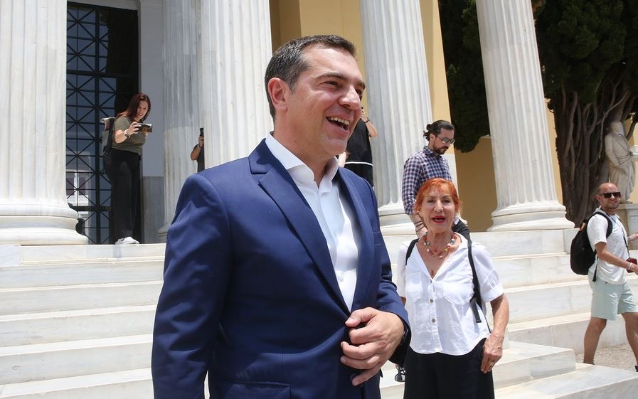 H δύσκολη επόμενη μέρα για τον ΣΥΡΙΖΑ μετά την παραίτηση Τσίπρα