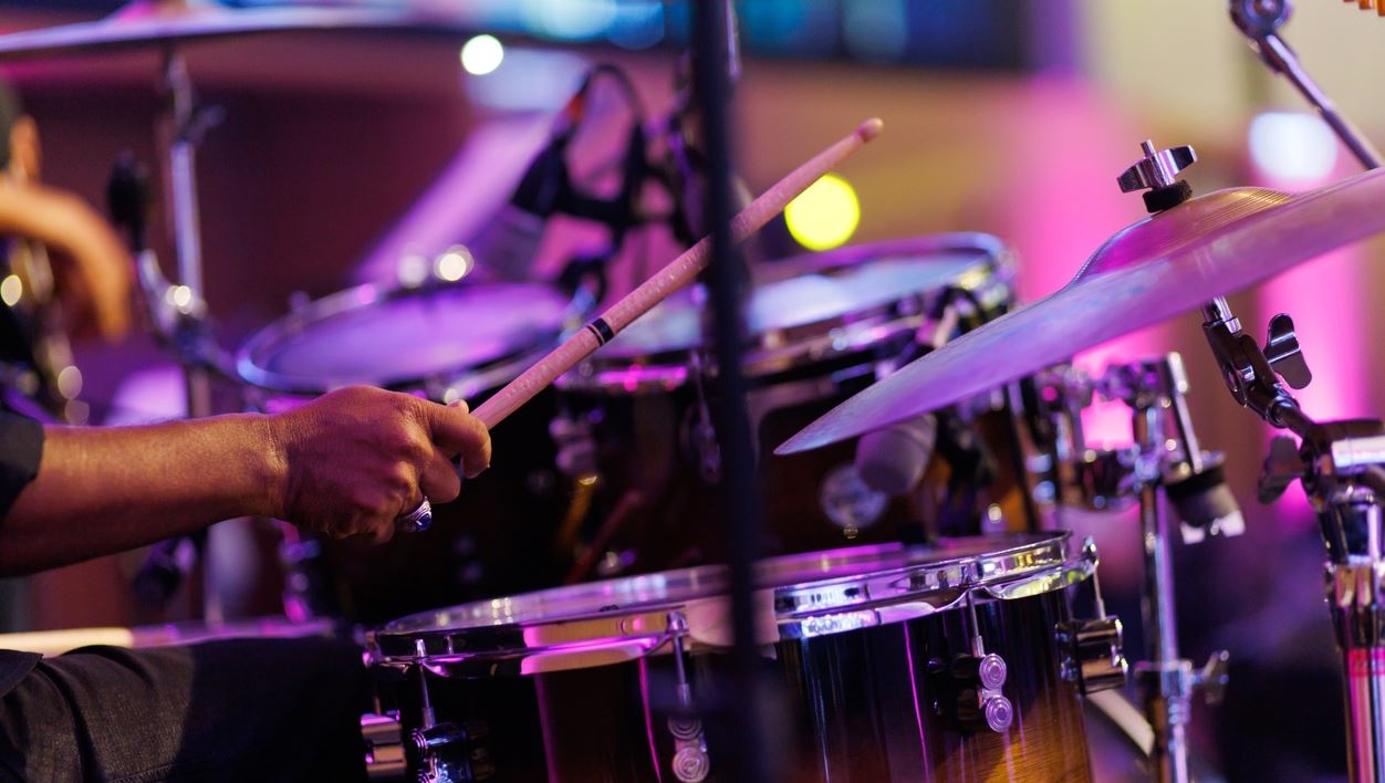 Ποιος είναι ο καλύτερος ντράμερ όλων των εποχών