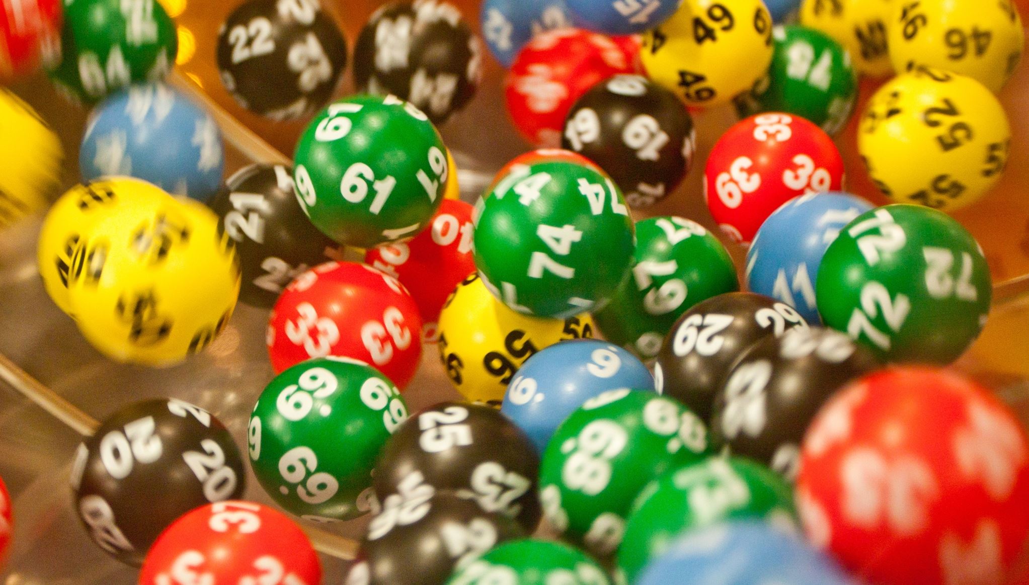 Αυτοί είναι οι τυχεροί αριθμοί που κερδίζουν τα περισσότερα τζάκποτ