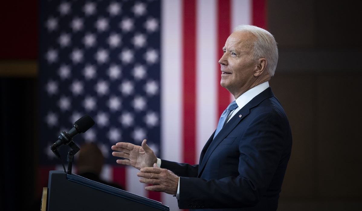 Οι Δημοκρατικοί στις ΗΠΑ γίνονται πιο πλούσιοι και πιο λευκοί