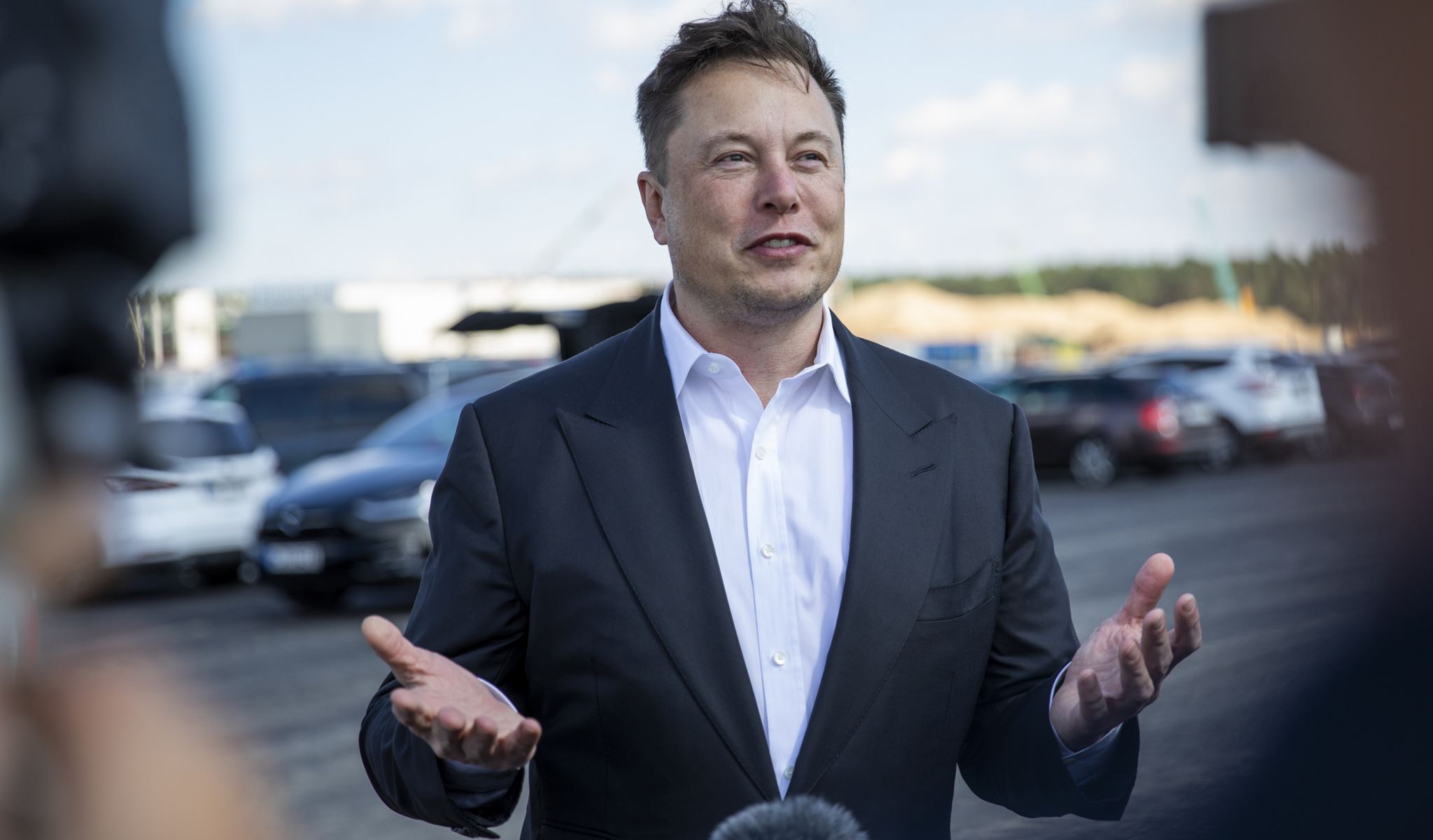 Η σχεδόν κινηματογραφική ζωή του Elon Musk