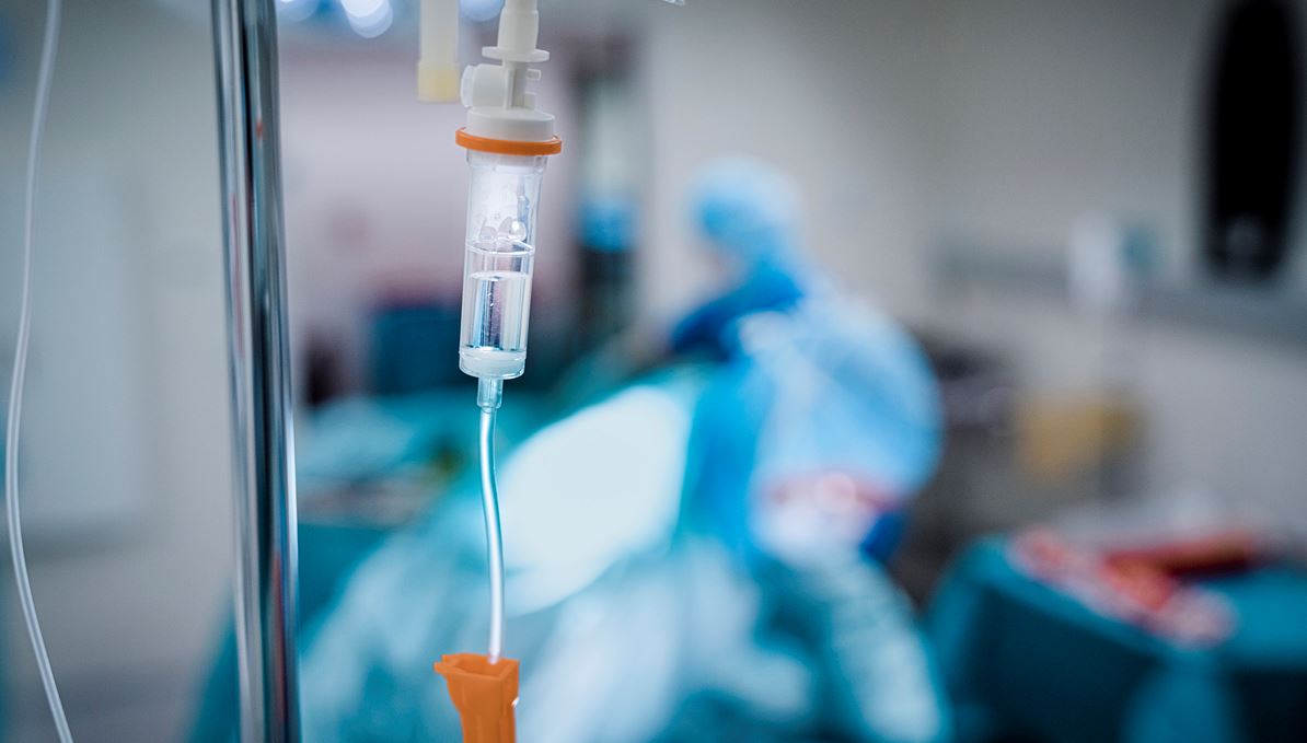 Οι ανεμβολίαστοι αυξάνουν την πίεση στα νοσοκομεία