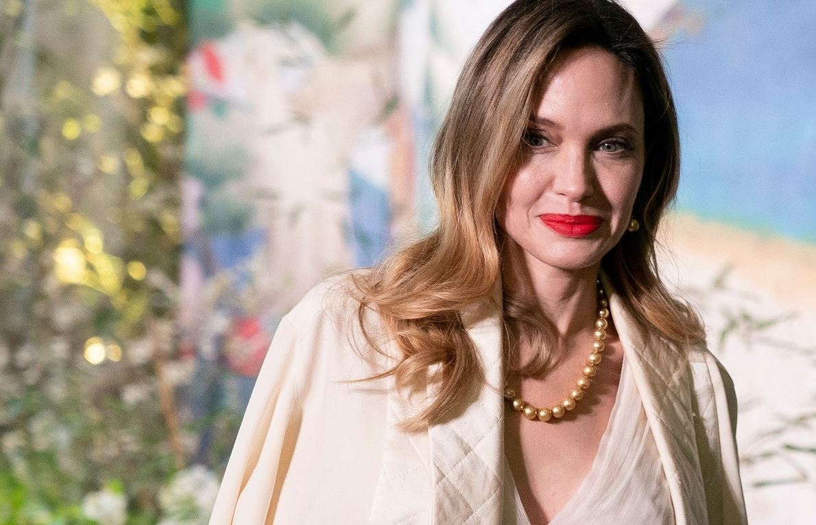 Η Angelina Jolie μιλά για το 'καλύτερο σεξ' της ζωής της