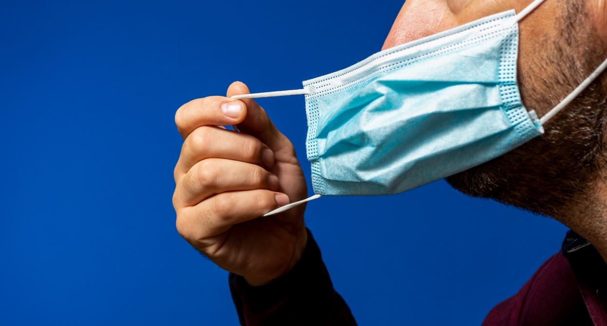 Τι αλλάζει από σήμερα στα μέσα μεταφοράς για τη χρήση μάσκας