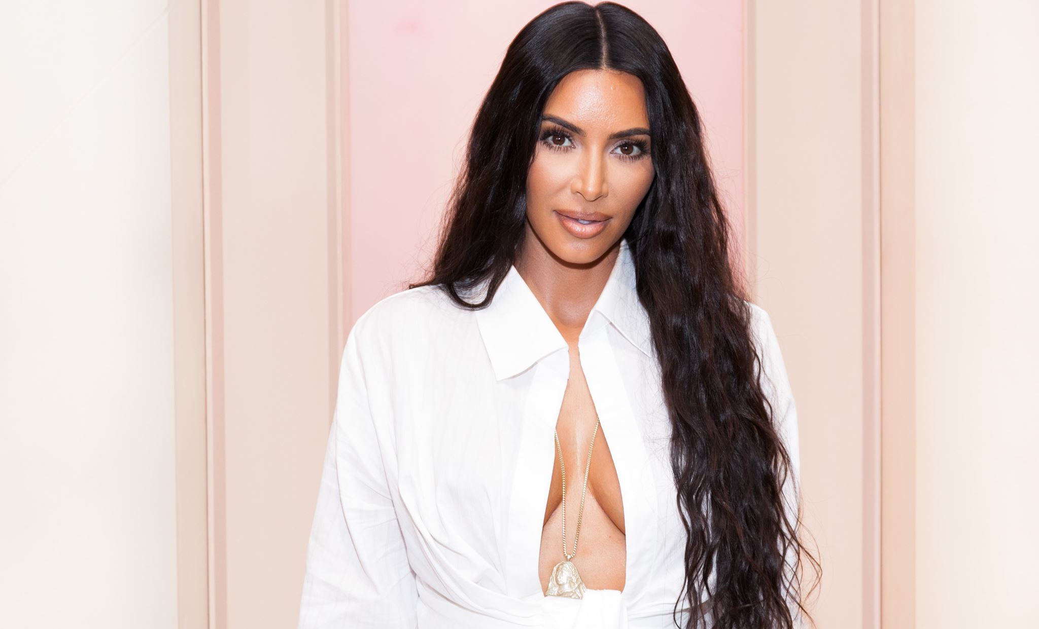 Η Kim Kardashian δεν είναι δισεκατομμυριούχος σύμφωνα με το Forbes