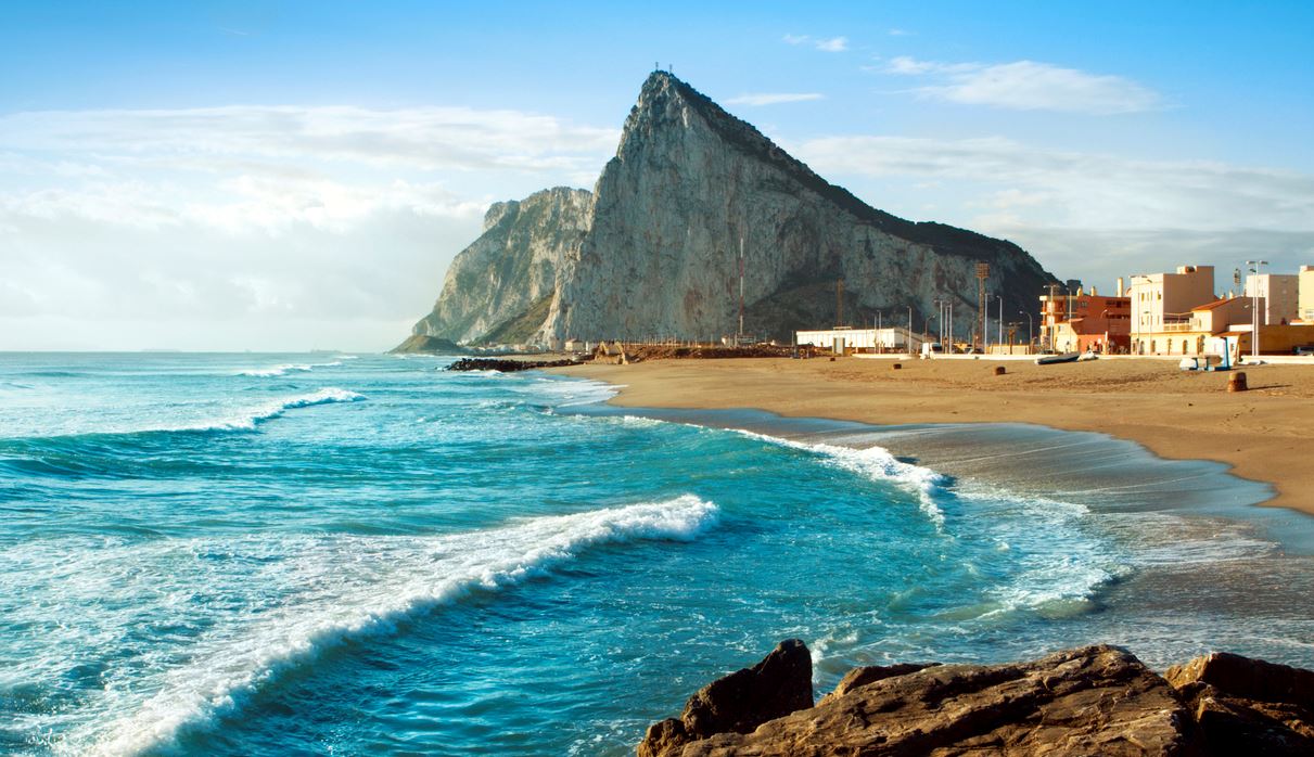 To Γιβραλτάρ γίνεται η πρώτη Covid-free χώρα της Ευρώπης