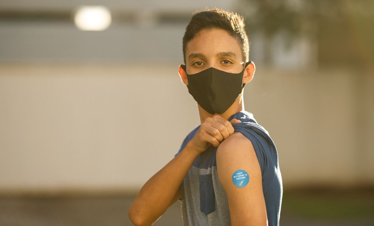 Τα κρούσματα στις μικρότερες ηλικίες οδηγούν στον εμβολιασμό των παιδιών