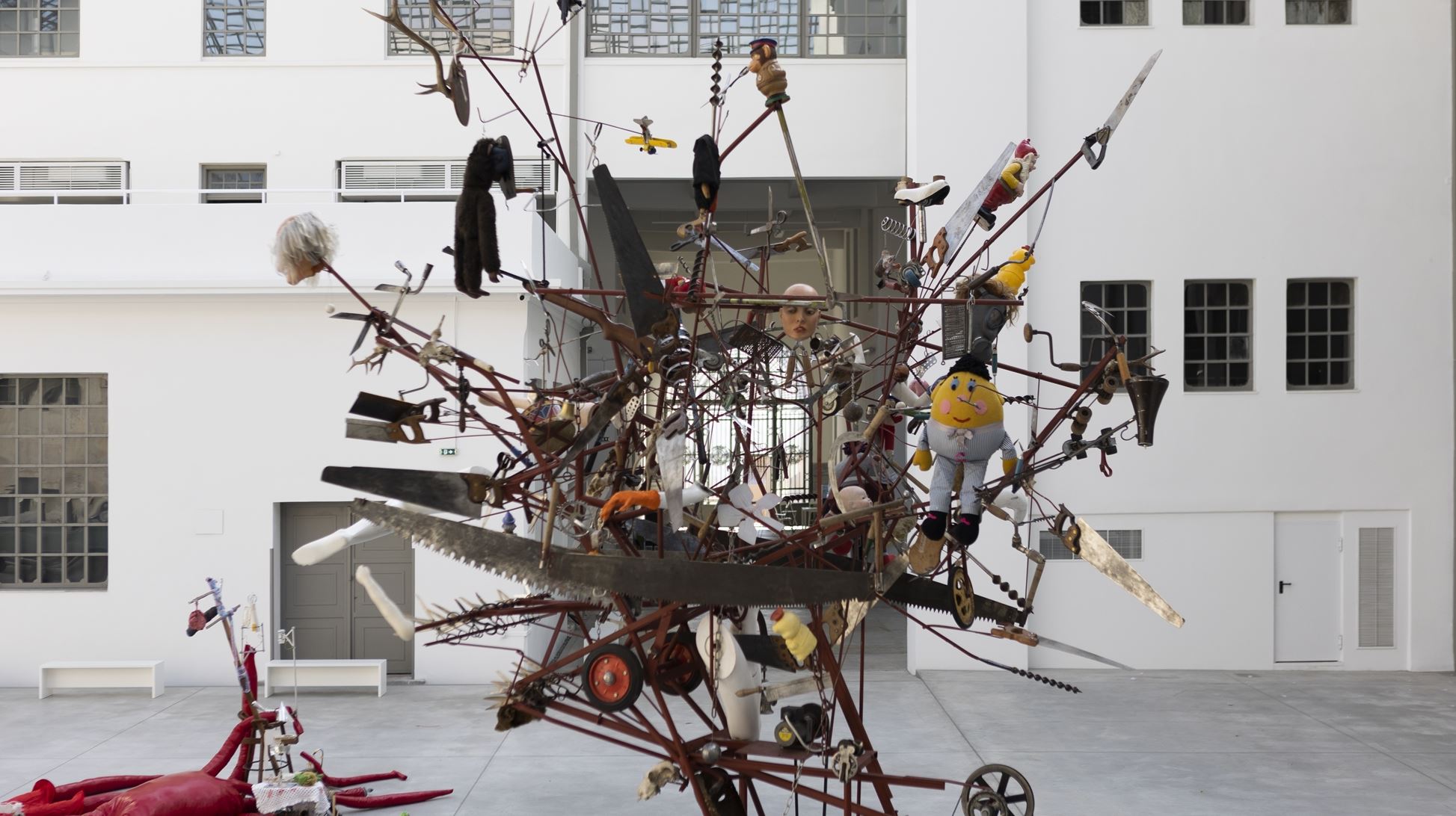 Dream On: 18 εγκαταστάσεις μεγάλης κλίμακας για το δικαίωμα στο όνειρο