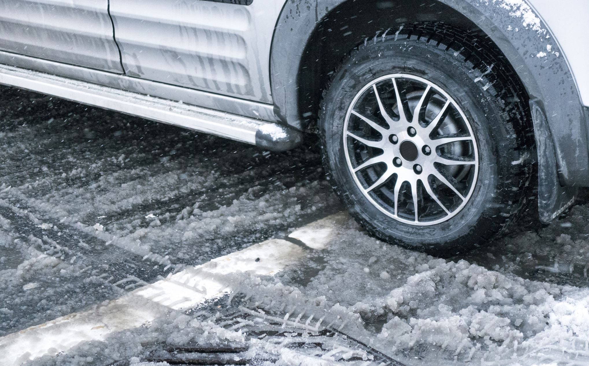 Πώς θα προστατεύσεις το αυτοκίνητό σου από την κακοκαιρία