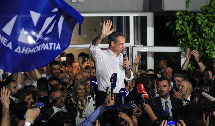 Τι σηματοδοτεί η νέα συντριπτική νίκη της ΝΔ