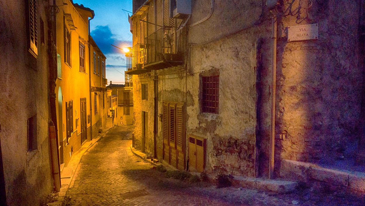 Στην Ιταλία, η μαφία της Καλαβρίας πήρε έκτακτη οικονομική ενίσχυση λόγω πανδημίας