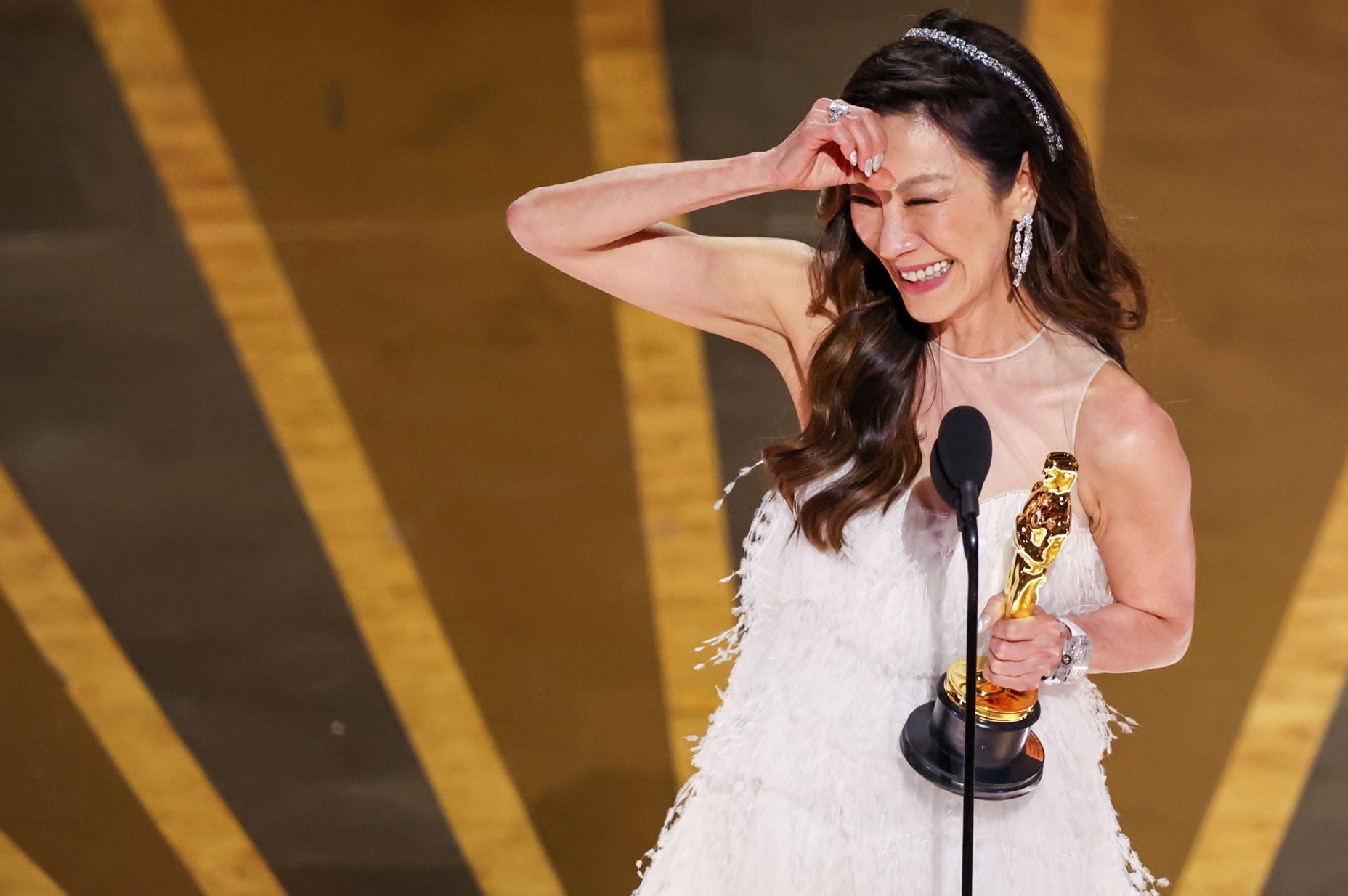 Michelle Yeoh, η μεγάλη νικήτρια των φετινών Oscars