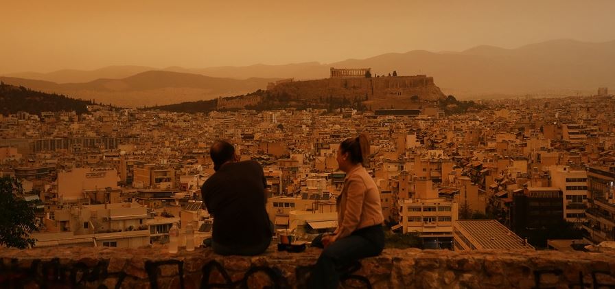 Όλα όσα περιείχε η αφρικανική σκόνη που 'έπνιξε' τη χώρα