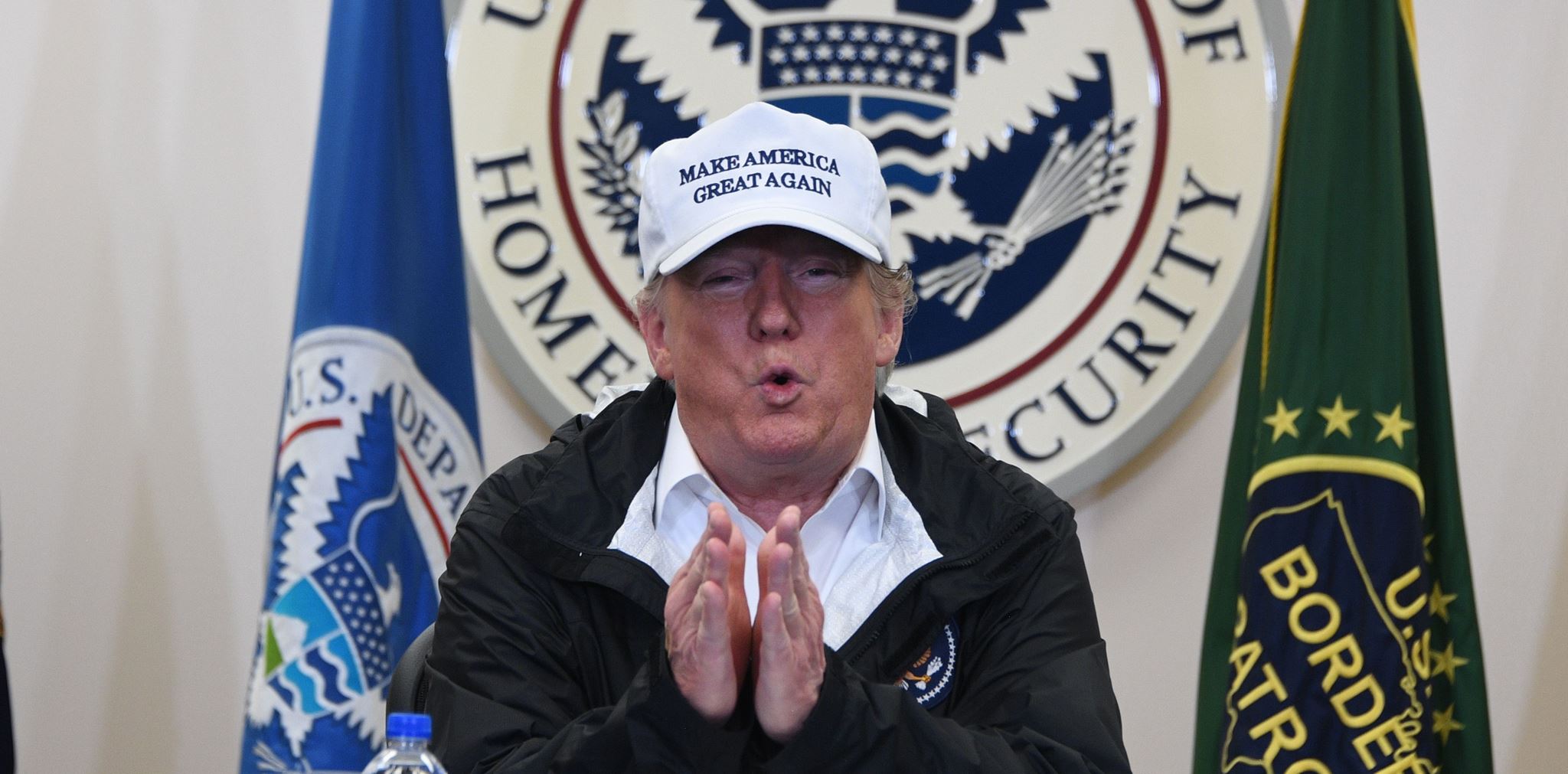 Πώς και πότε θα αποχωρήσει ο Donald Trump από την εξουσία;