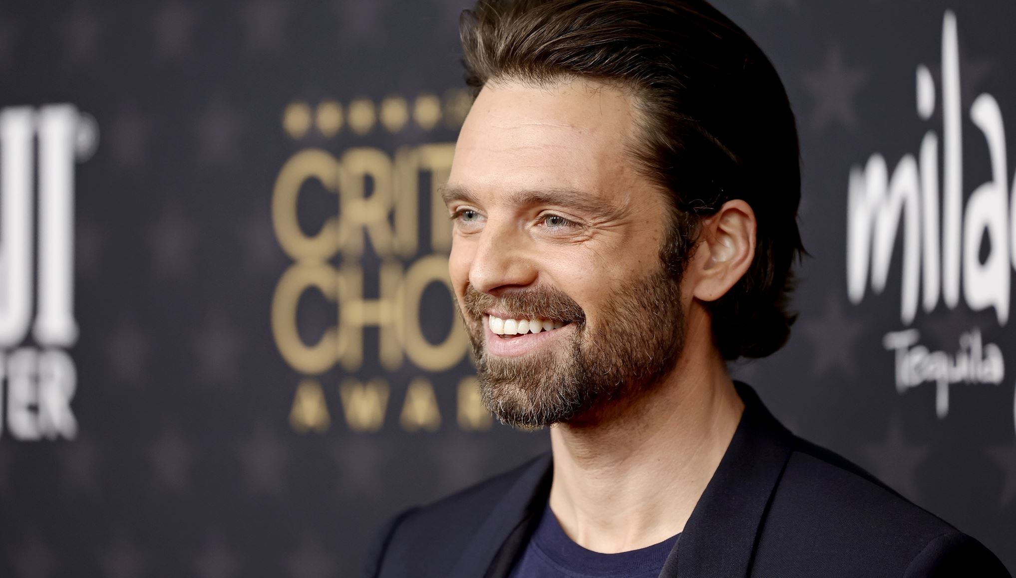 Από Winter Soldier, ο Sebastian Stan έγινε Donald Trump στο The Apprentice