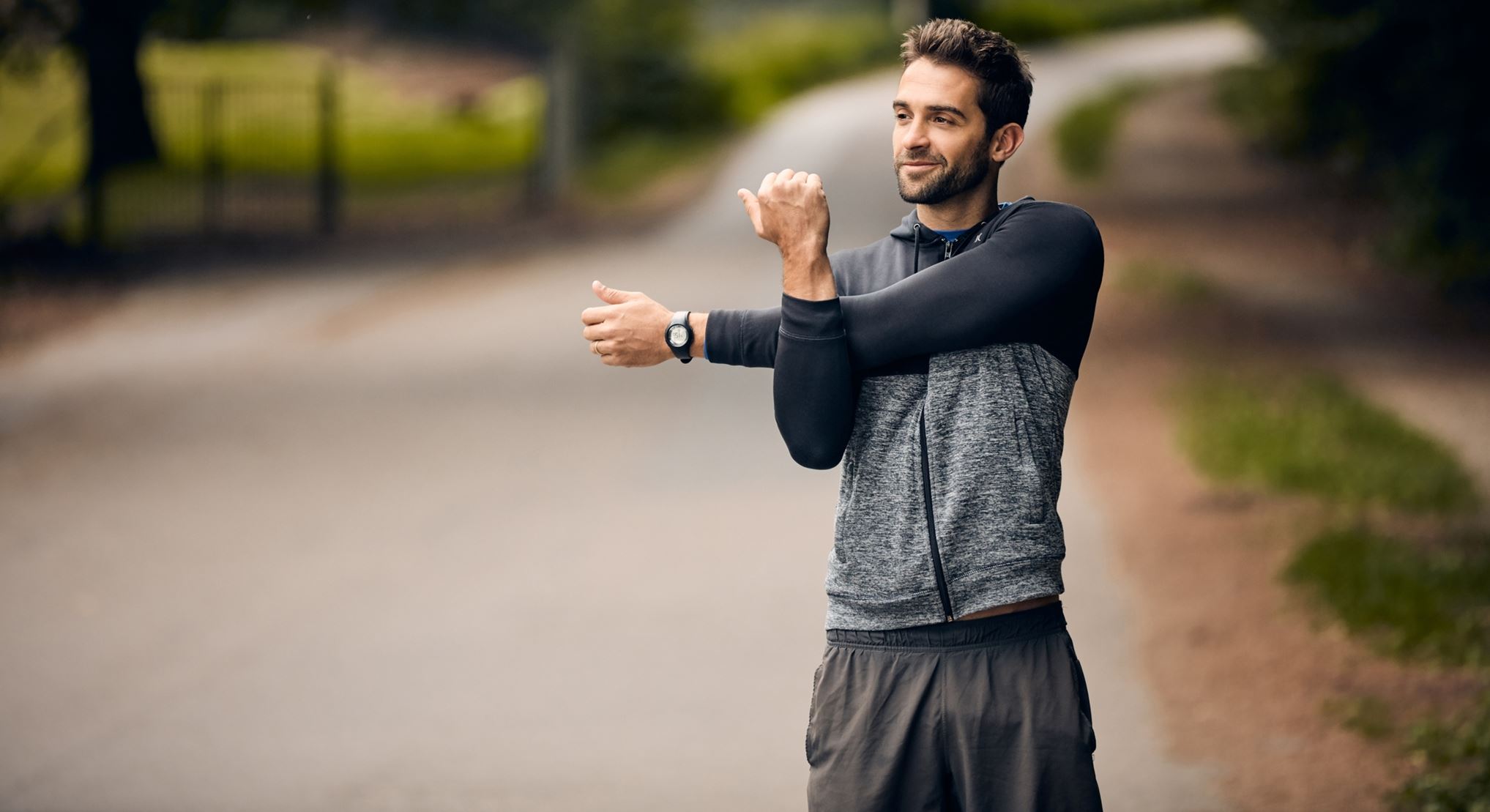 Ο απόλυτος οδηγός για τη μείωση του λίπους στο λαιμό, τους ώμους και την κλείδα