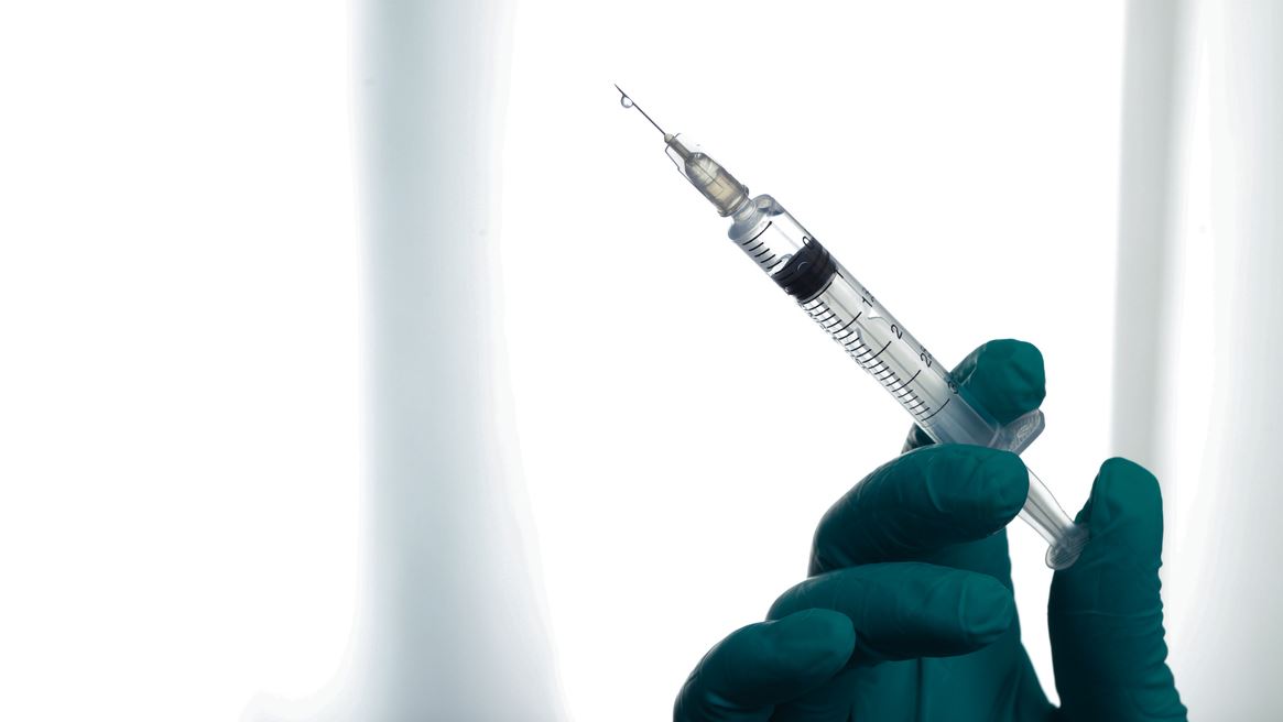 Σε εφαρμογή το lockdown για τους ανεμβολίαστους