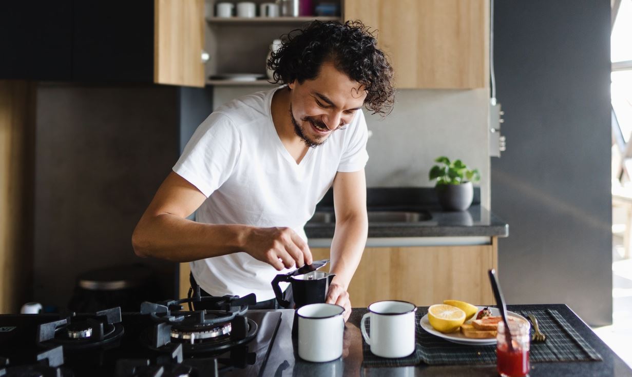 Πώς να 'καις' περισσότερες θερμίδες ακόμα και μέσα στο σπίτι