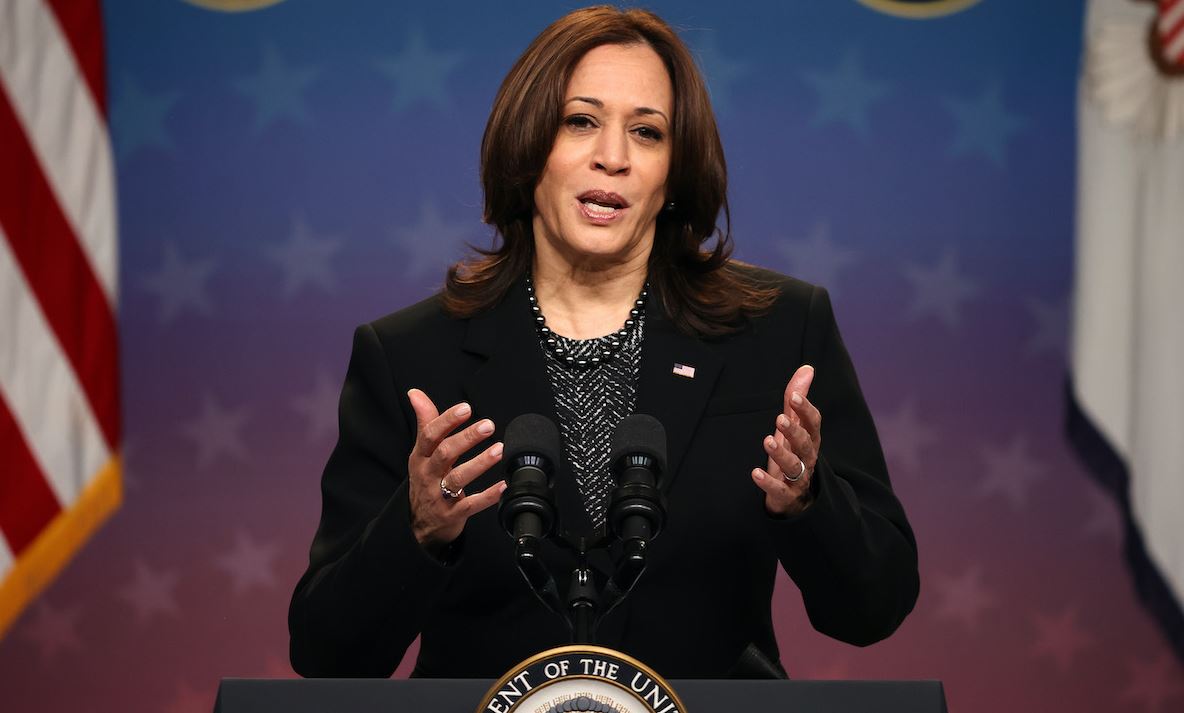 H δημοσκοπική κατάρρευση της Kamala Harris