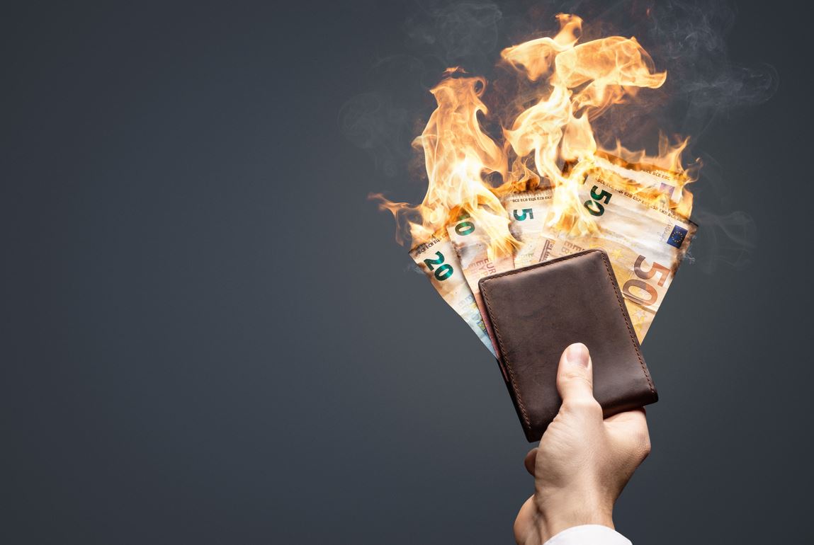 Ο 'θάνατος' των μετρητών και ο κίνδυνος πίσω από αυτόν