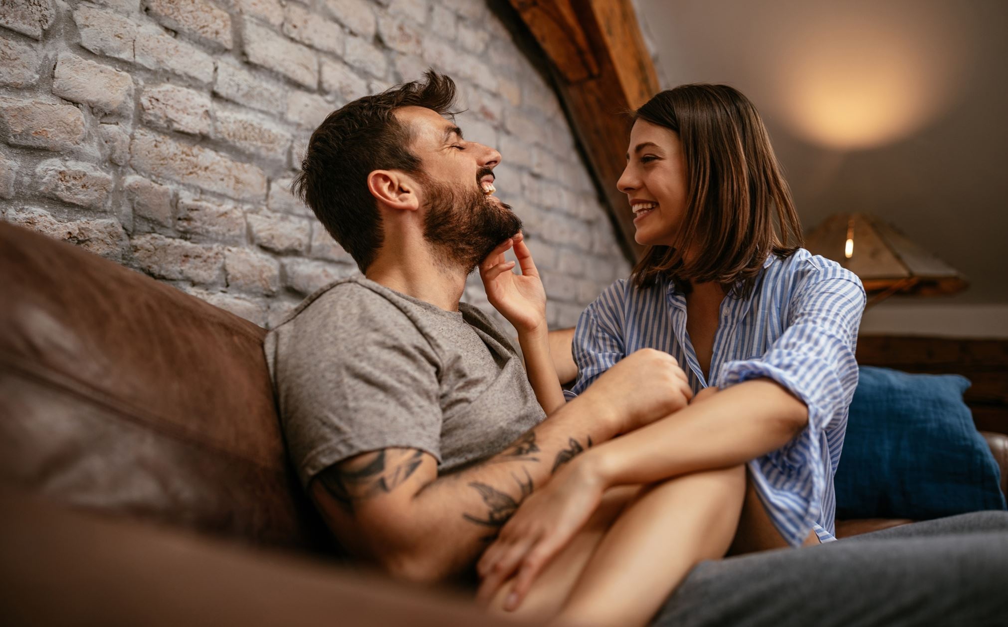 Πώς θα καταλάβεις ότι δε σε θέλει μόνο για να 'βγάλει το χειμώνα'