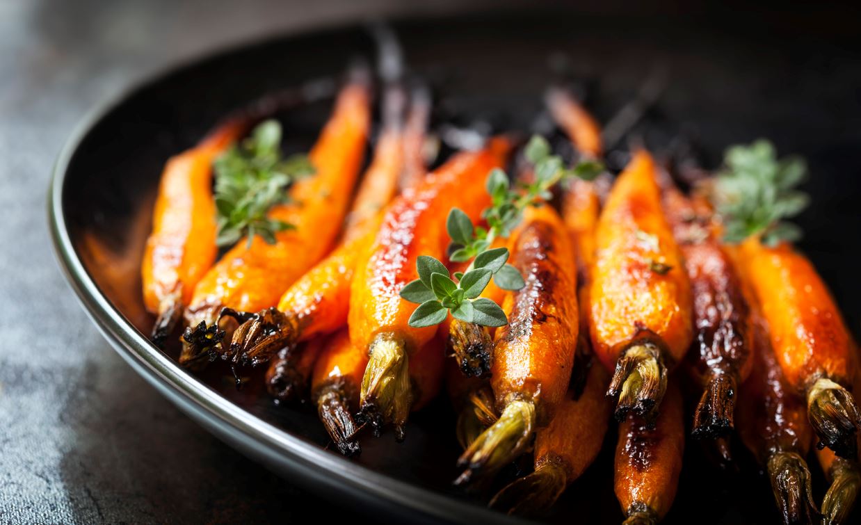 Τα καρότα τελικά τρώγονται με φλούδα ή χωρίς;