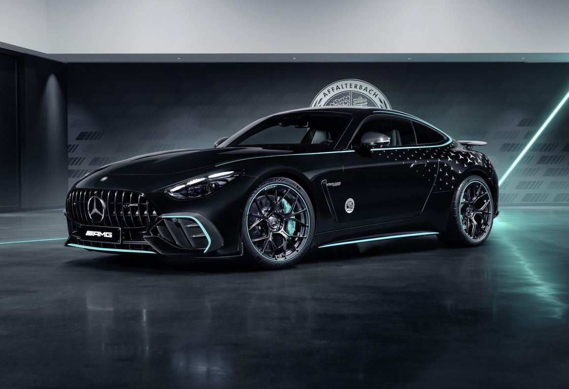 Δείτε την υπέροχη και συλλεκτική νέα Mercedes-AMG GT (εικόνες)