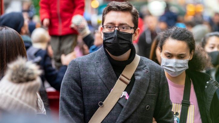 Κορονοϊός: Αυξήθηκαν στα 24.308 τα νέα κρούσματα