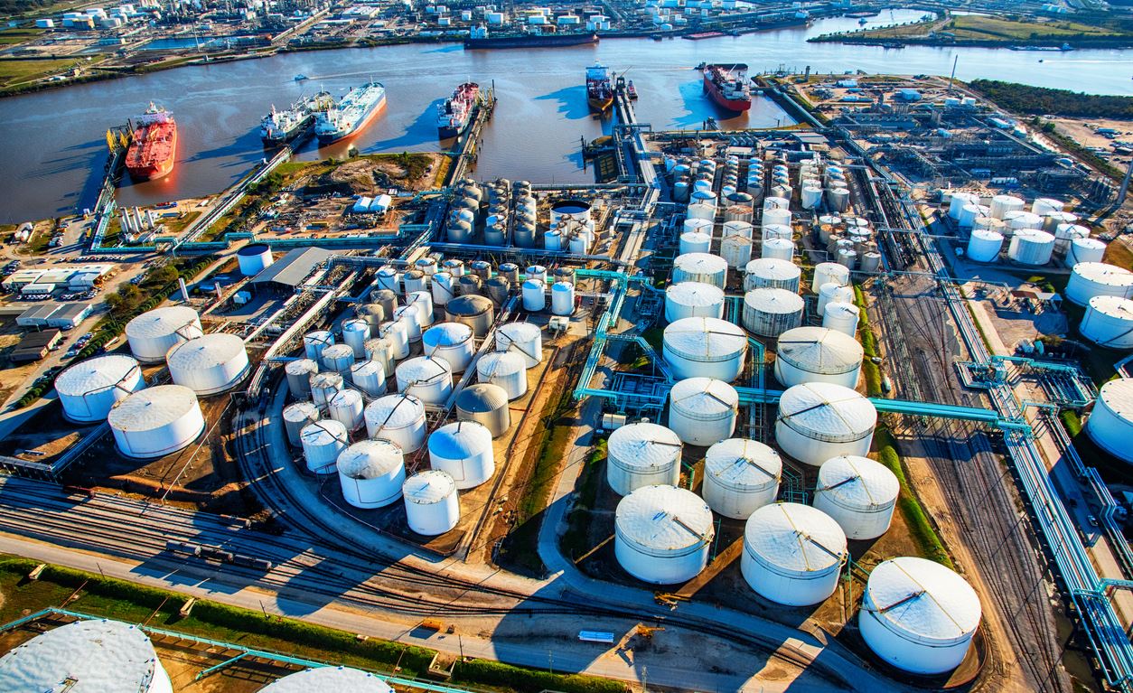 Η ανάκαμψη των τιμών του πετρελαίου θα χρειαστεί δεκαετίες