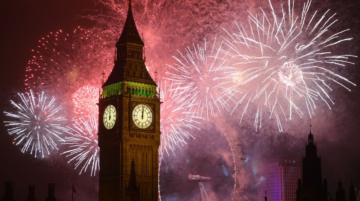 Για 100η χρονιά η καμπάνα του Big Ben θα χτυπήσει τα μεσάνυχτα