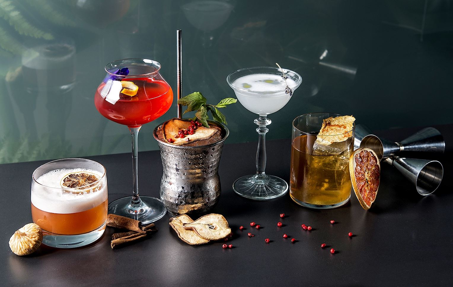 Κι αν αρκούν 5 cocktails για να γίνουν νοστιμότερες οι γιορτές;