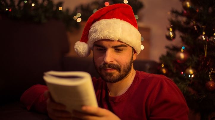 Βιβλία για να διαβάσεις ή να δωρίσεις μέσα στις γιορτές