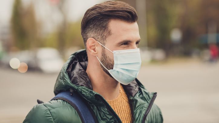 Κορονοϊός: Αυξήθηκαν στα 7.317 τα νέα κρούσματα