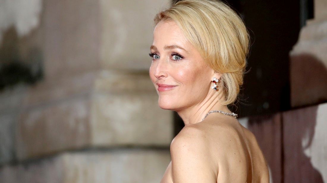 Η Gillian Anderson δεν φοράει ποτέ σουτιέν