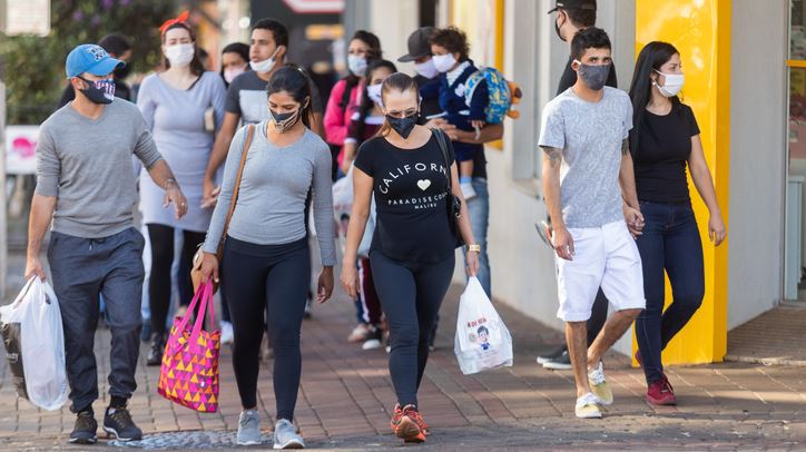 Κορονοϊός: Εκτόξευση με 3.565 νέα κρούσματα