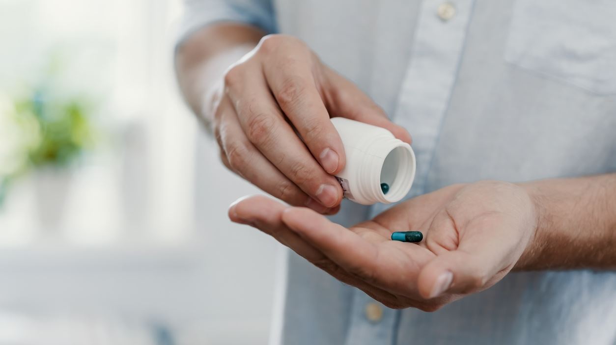 Μία βιταμίνη μάς προστατεύει από τον καρκίνο του προστάτη