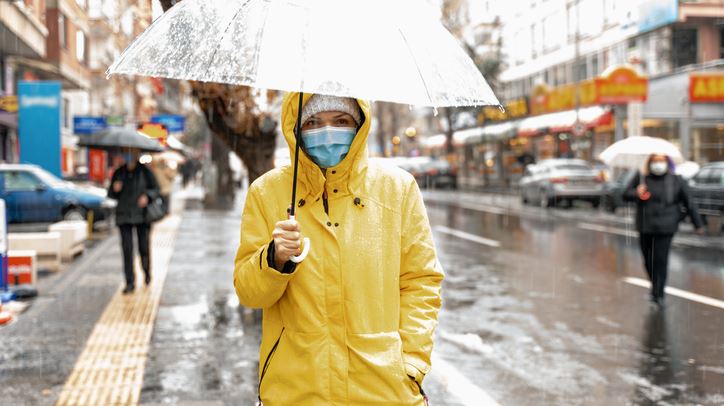 Κορονοϊός: Νέα ψυχρολουσία με 112 θανάτους